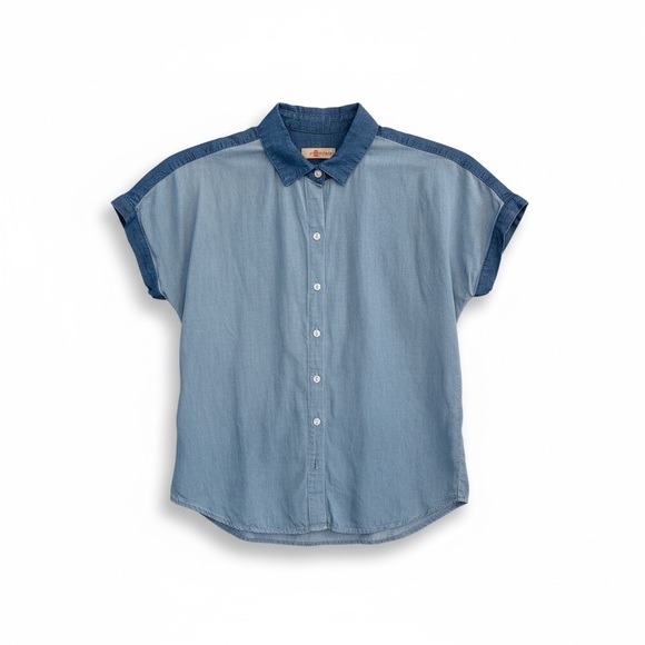 Marine Layer Tops - Marine Layer short sleeve chambray denim button-up shirt two tone Size small
